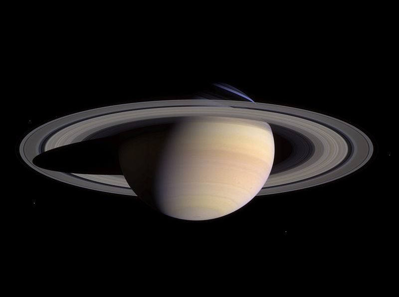 an image of saturn